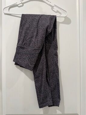 BuffBunny Black Leggings with Light Gray Rose Outline